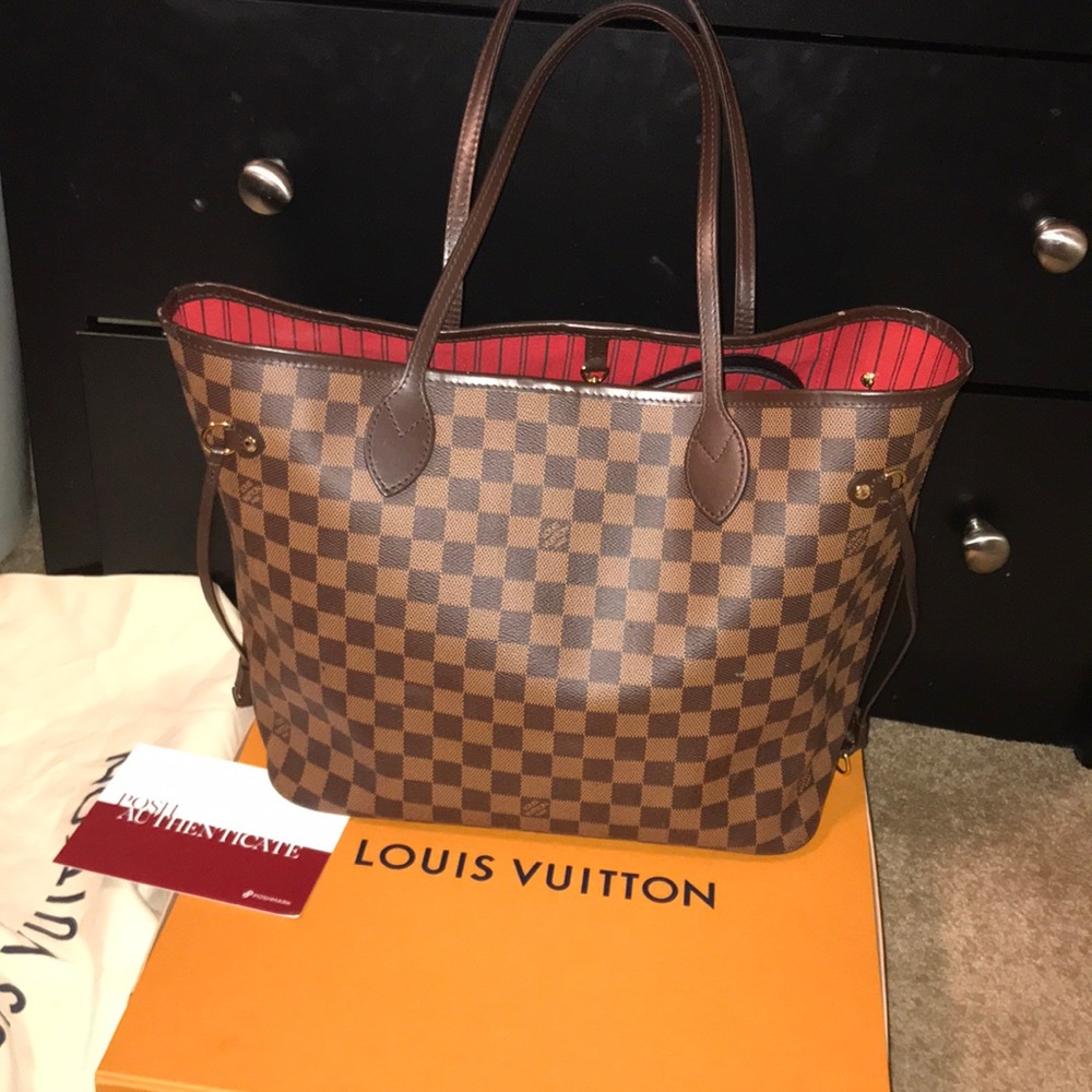 Louis Vuitton Neverfull MM Tote
